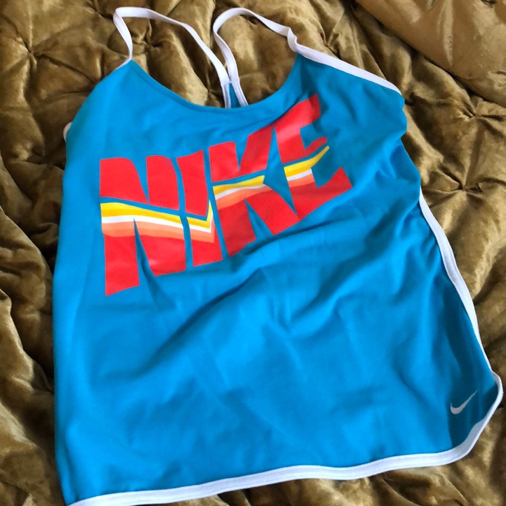 Retro Nike running top